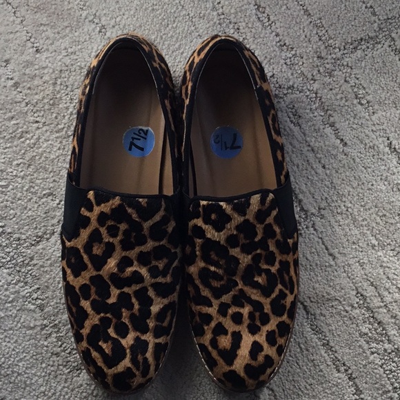 Franco Sarto size 7 1/2 Leopard Haircalf shoes - Picture 3 of 4